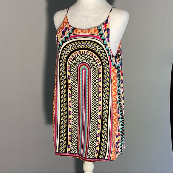 Colorful Groovy Small Geometric Patterned Sleeveless Blouse - Picture 8 of 12